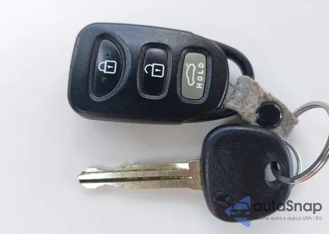 2013 Hyundai Elantra Gls from USA, damaged, VIN 5NPDH4AE2DH430441